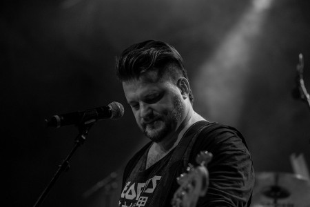 Lillasyster,Svandammshallarna 26/9-15